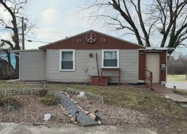 Property at 900 Wabash Ave, Lafayette, IN, 47905, 2 beds, 1 bath, [object Object]