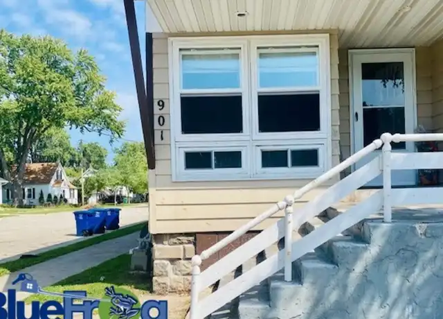 Property at 901 Harvey St Unit 2, Green Bay, WI, 54302, 2 beds, 1 bath, [object Object]