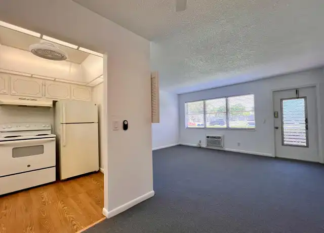 Property at 190 Northampton J, West Palm Beach, FL, 33417, 1 bed, 1 bath, [object Object]
