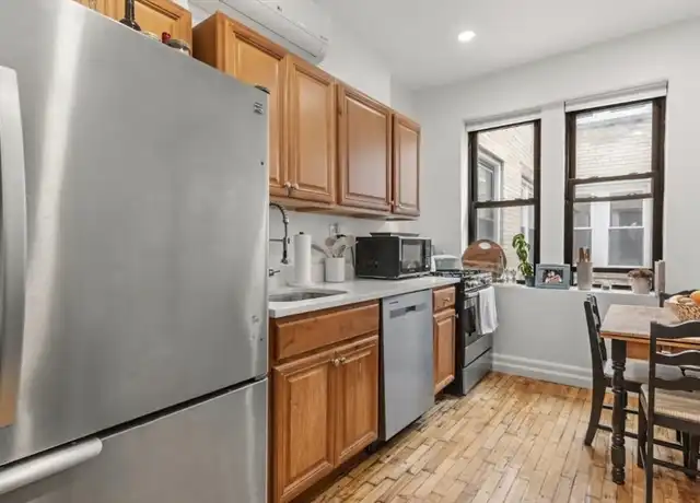 Property at 325 Summit Ave Unit 203, Brighton, MA, 02135, 2 beds, 1 bath, [object Object]