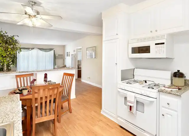 Property at Portofino Cove - 801 N Loara St, Anaheim, CA, 92801, 1-2 bed, 1 bath, [object Object]