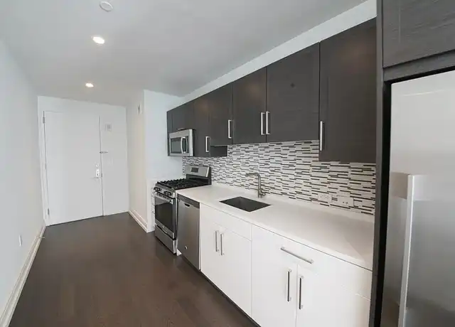 Property at 551 10th Ave Unit 22G, New York, NY, 10018, 1 bed, 1 bath, [object Object]