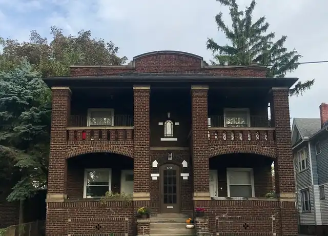 Property at 1285 W 114th St, Cleveland, OH, 44102, 2 beds, 1 bath, [object Object]