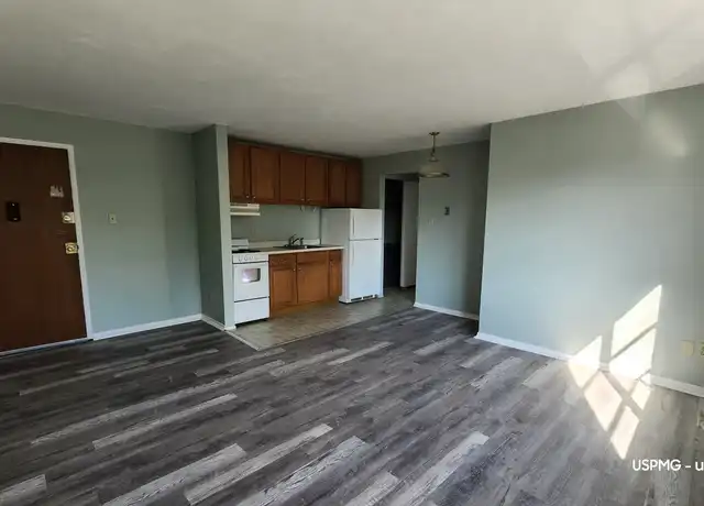 Property at 3425 Gamble Ave Unit 9, Cincinnati, OH, 45211, 1 bed, 1 bath, [object Object]