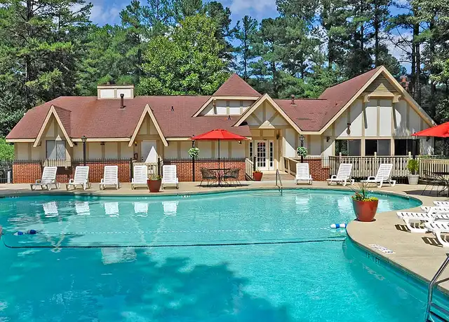 Property at Laurel Woods Apartments - 350 Fairforest Way, Greenville, SC, 29607, 2 beds, 1 bath, [object Object]