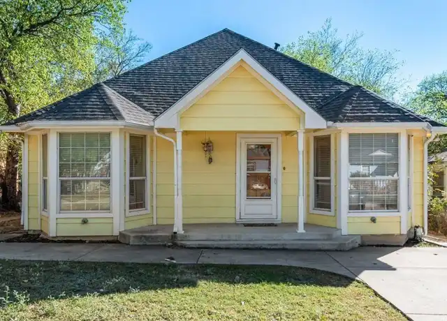 Property at 2800 Burchill Rd S, Fort Worth, TX, 76105, 4 beds, 3 baths, [object Object]