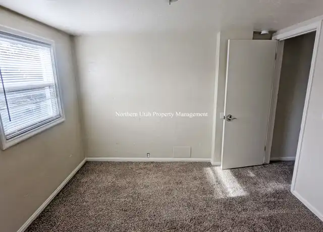 Property at 1902 Jackson Ave Unit Up, Ogden, UT, 84401, 2 beds, 1 bath, [object Object]