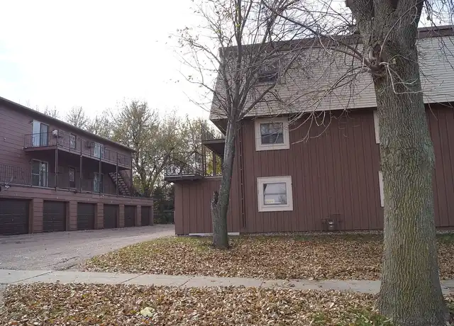 Property at Holiday Manor (HOL4205) - 4401 E Ronning Dr, Sioux Falls, SD, 57103, 1-2 bed, 1 bath, [object Object]