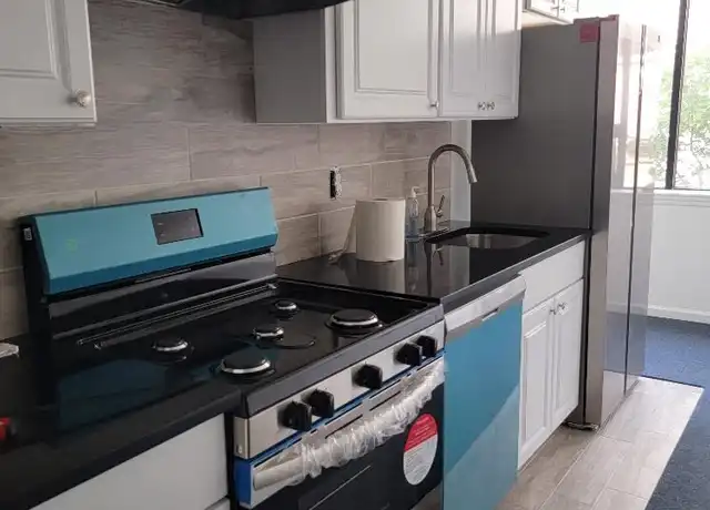 Property at 144 Washington St Unit A, Newark, NJ, 07102, 3 beds, 1 bath, [object Object]