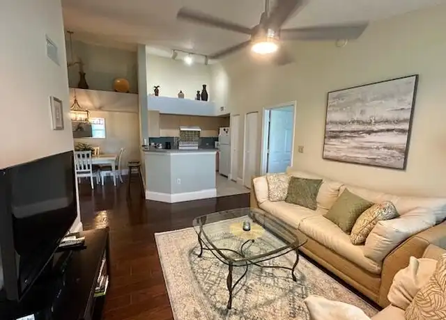 Property at 822 Villa Cir, Boynton Beach, FL, 33435, 2 beds, 2 baths, [object Object]