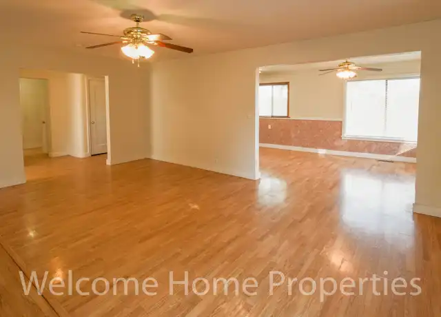 Property at 116 SW 13th St #1, College Place, WA, 99324, 4 beds, 3 baths, [object Object]