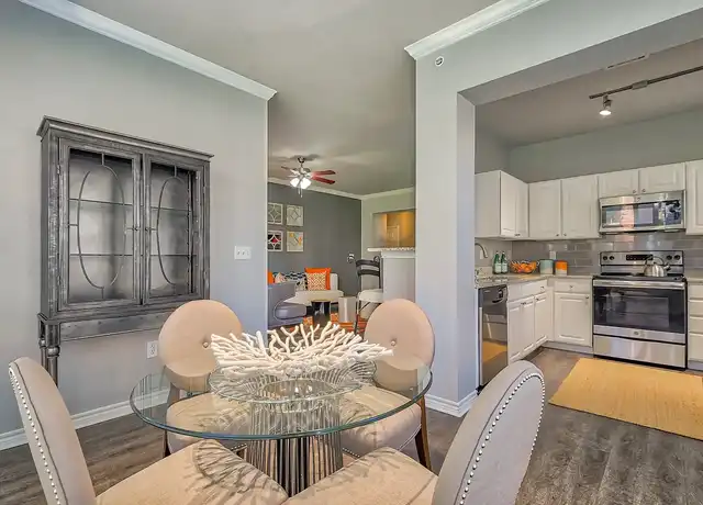 Property at Windsor Westbridge - 2300 Marsh Ln, Carrollton, TX, 75006, 1-2 bed, 1-2 bath, [object Object]