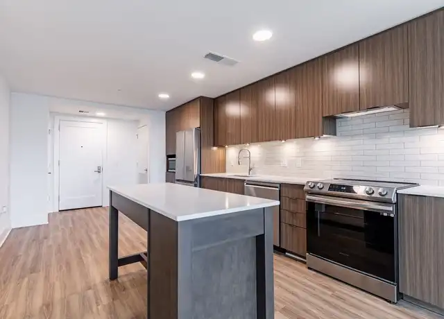 Property at 1399 S Capitol St SW, Washington, DC, 20024, 1 bed, 1 bath, [object Object]