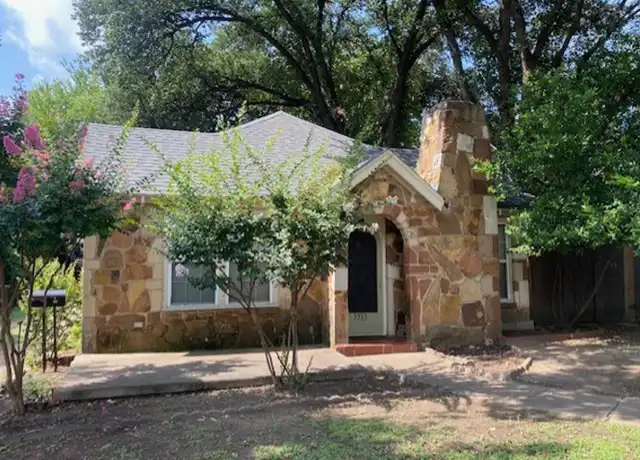 Property at 3333 W 5th St Unit Main House, Fort Worth, TX, 76107, 2 beds, 1 bath, [object Object]