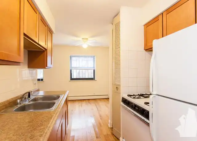 Property at 509 W Briar Pl, Chicago, IL, 60657, 0 beds, 1 bath, [object Object]