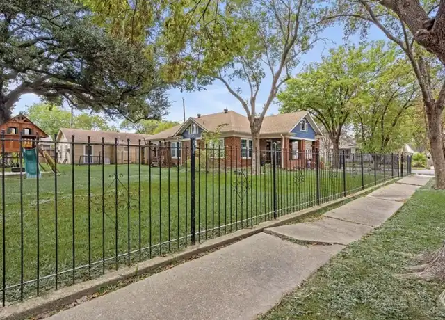Property at 5302 Lindsay St, Houston, TX, 77023, 3 beds, 1.5 baths, [object Object]