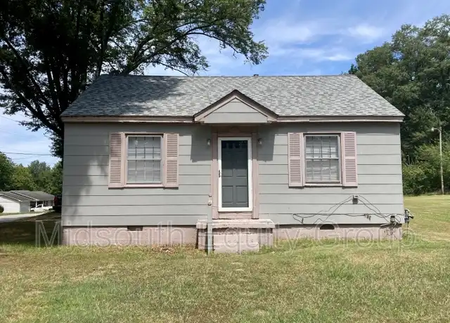 Property at 503 E Forest Ave, Jackson, TN, 38301, 2 beds, 1 bath, [object Object]