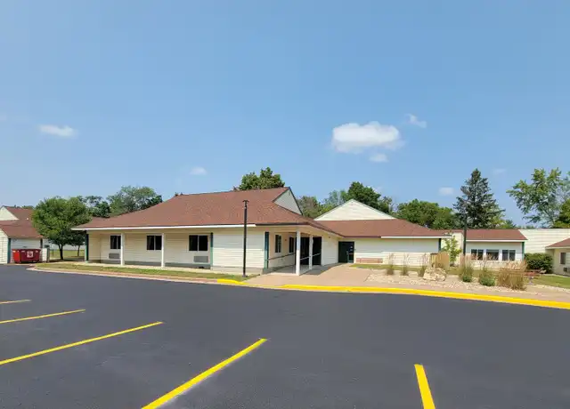 Property at 2003 9th St E Unit 127, Menomonie, WI, 54751, 1 bed, 1 bath, [object Object]