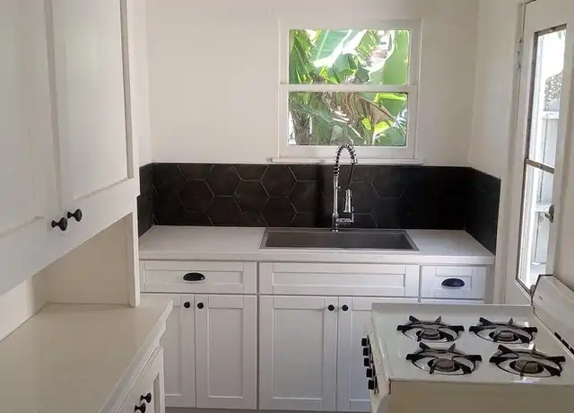 Property at 1132 Poli St Unit F, Ventura, CA, 93001, 1 bed, 1 bath, [object Object]