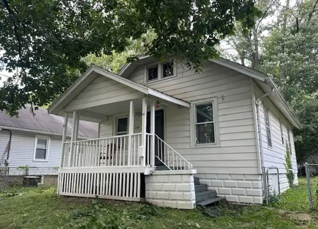 Property at 2221 N Ellis St, Peoria, IL, 61604, 3 beds, 1 bath, [object Object]