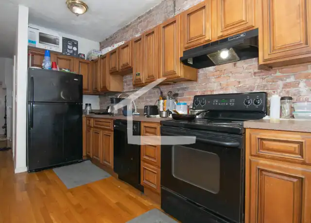 Property at 65 S Huntington Ave, Jamaica Plain, MA, 02130, 3 beds, 1.5 baths, [object Object]