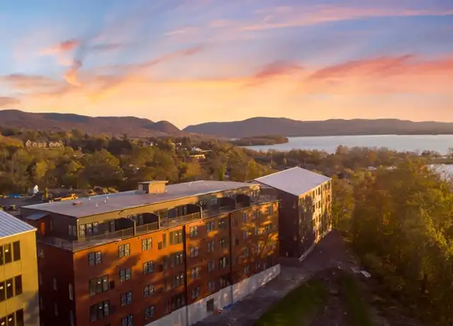 Property at 30 Edgewater Pl Unit 409, Beacon, NY, 12508, 1 bed, 1 bath, [object Object]