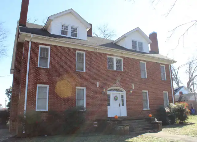 Property at 106 N Houston St Unit 4, Athens, AL, 35611, 2 beds, 1 bath, [object Object]