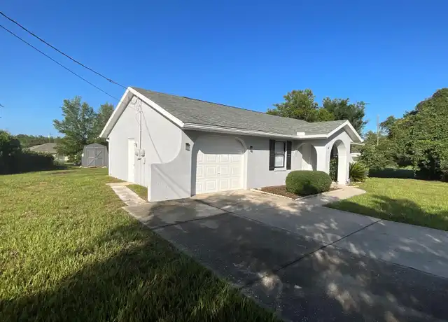 Property at 4 Almond Drive Trce, Ocala, FL, 34472, 2 beds, 2 baths, [object Object]