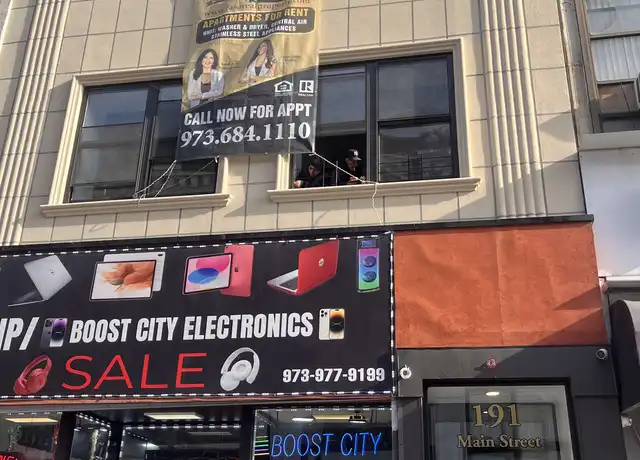 Property at 189 Main St Unit 2A, Paterson, NJ, 07505, 2 beds, 1 bath, [object Object]