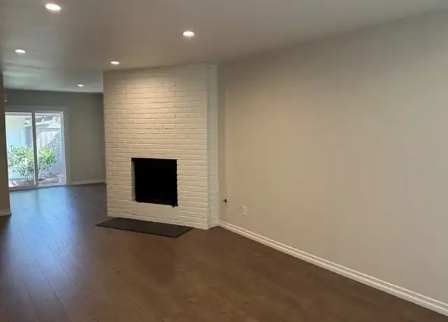 Property at 17621 17th St Unit 24A, Tustin, CA, 92780, 1 bed, 1 bath, [object Object]