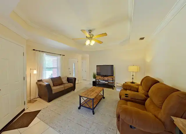 Property at 624 W Pine St, Mary Esther, FL, 32569, 3 beds, 2 baths, [object Object]