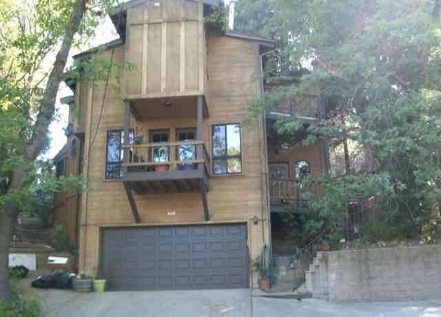 Photo of 625 Arth Dr, Crestline, CA 92325