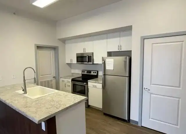 Property at SoEl District Lofts - 430 E Elm St, Springfield, MO, 65806, 1-2 bed, 1.5-2 baths, [object Object]