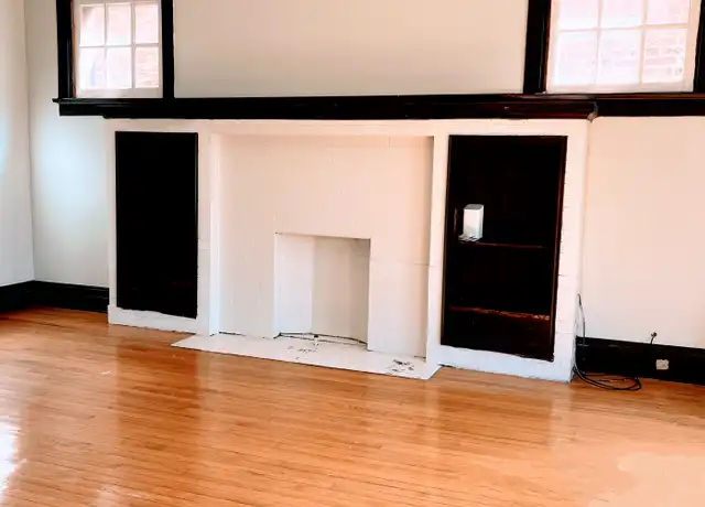 Property at 6611 S Minerva Ave Unit 2, Chicago, IL, 60637, 3 beds, 1 bath, [object Object]