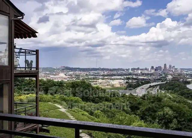 Property at 558 Davenport Ave #8, Cincinnati, OH, 45204, 2 beds, 2 baths, [object Object]