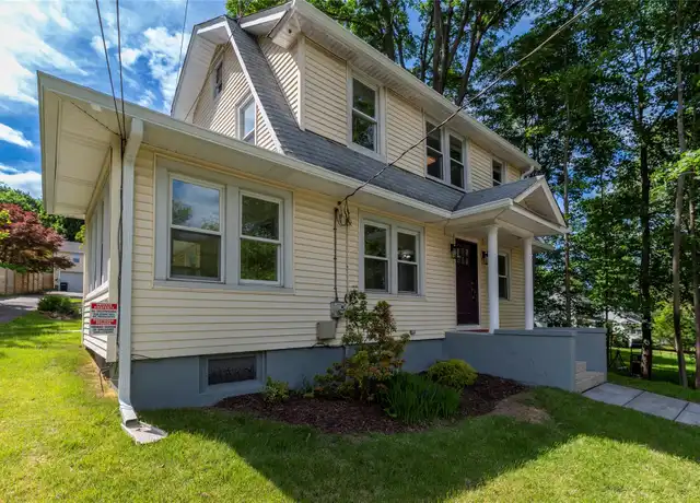 Property at 17 S Airmont Rd, Airmont, NY, 10901, 3 beds, 2 baths, [object Object]