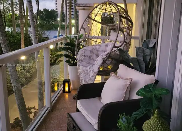 Property at 5099 NW 7th St #205, Miami, FL, 33126, 2 beds, 1 bath, [object Object]