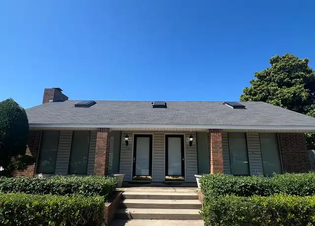 Property at 3000 Chautauqua Ave Unit 100, Norman, OK, 73072, 2 beds, 1.5 baths, [object Object]