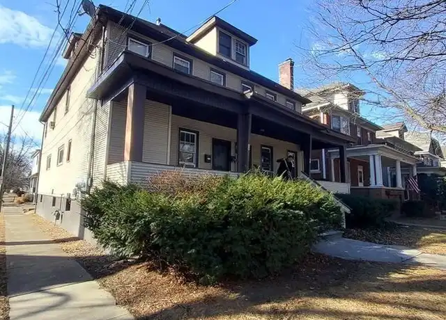 Property at 37 Pierce St Unit 2, Kingston, PA, 18704, 3 beds, 1 bath, [object Object]