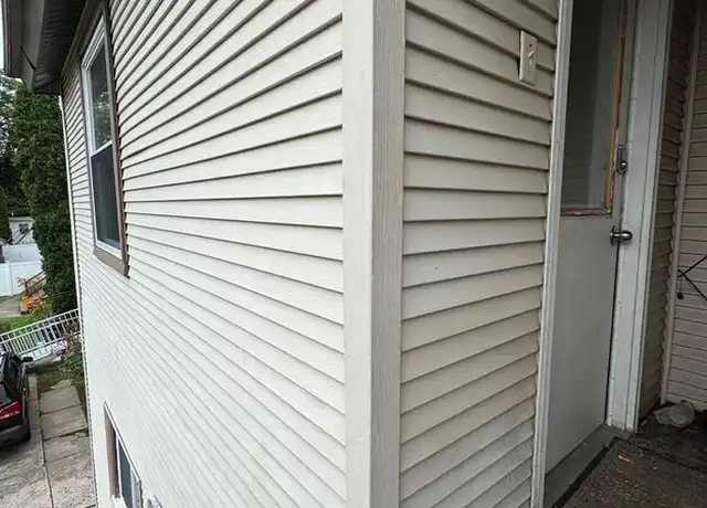 Property at 37 Pierce St Unit 2, Kingston, PA, 18704, 3 beds, 1 bath, [object Object]