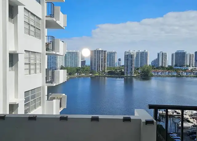 Property at 2750 NE 183rd St #1101, Aventura, FL, 33160, 1 bed, 1.5 baths, [object Object]