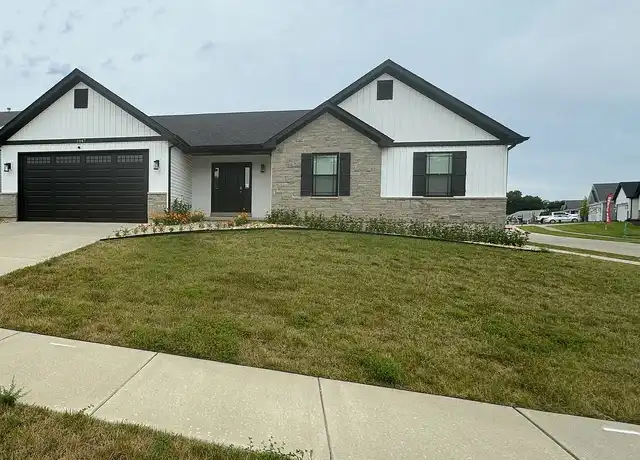 Property at 1047 Timber Bluff Dr, Wentzville, MO, 63385, 3 beds, 2 baths, [object Object]