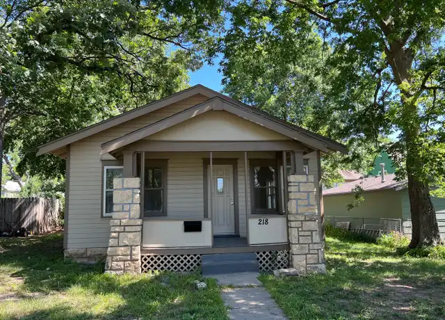 Property at 218 W Spruce St, Junction City, KS, 66441, 2 beds, 1 bath, [object Object]