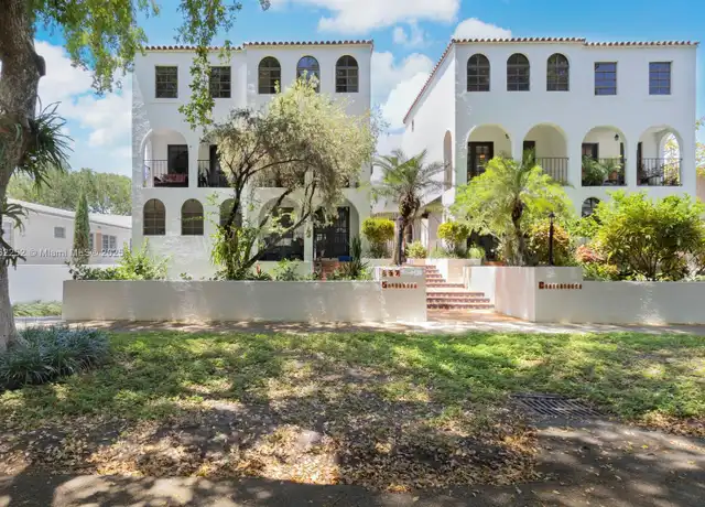 Property at 437 Santander Ave Unit D, Coral Gables, FL, 33134, 2 beds, 2.5 baths, [object Object]