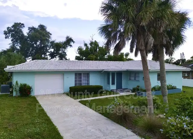 Property at 216 Chardin Dr, Nokomis, FL, 34275, 2 beds, 1.5 baths, [object Object]