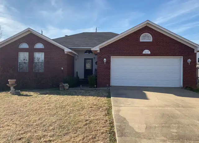 Property at 1019 N Daisy St, Greenwood, AR, 72936, 3 beds, 2 baths, [object Object]