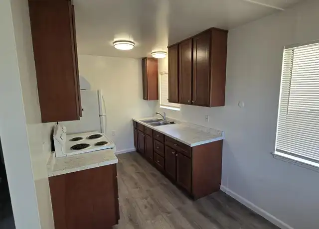 Property at 2334 Bonar St, Berkeley, CA, 94702, 2 beds, 1 bath, [object Object]