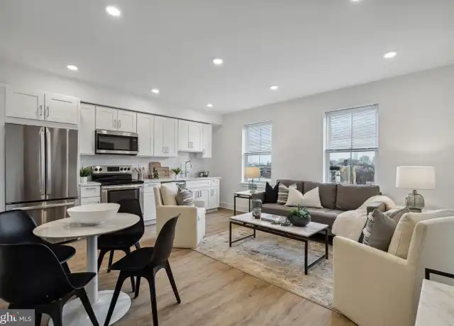 Property at 1201 W Girard Ave Unit ONE BEDROOM, Philadelphia, PA, 19123, 1 bed, 1 bath, [object Object]