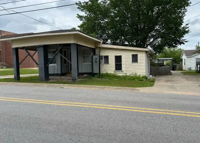 Property at 700 S College Dr Unit COLLE700-2-1, Fayetteville, AR, 72701, 1 bed, 1 bath, [object Object]