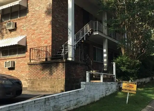 Property at 220 N Taylor St Unit 5, Little Rock, AR, 72205, 1 bed, 1 bath, [object Object]